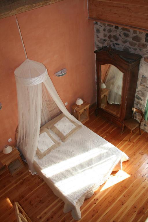 Chambres D'Hotes La Cime Beaujolaise Poule-lès-Écharmeaux Oda fotoğraf