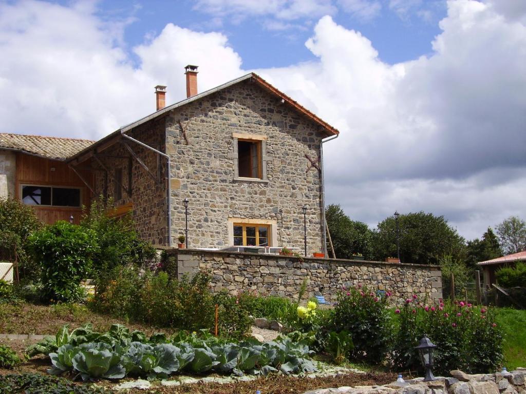 Chambres D'Hotes La Cime Beaujolaise Poule-lès-Écharmeaux Dış mekan fotoğraf